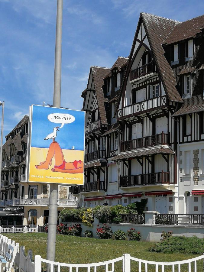 Study Du Pecheur Leilighet Trouville-sur-Mer Eksteriør bilde